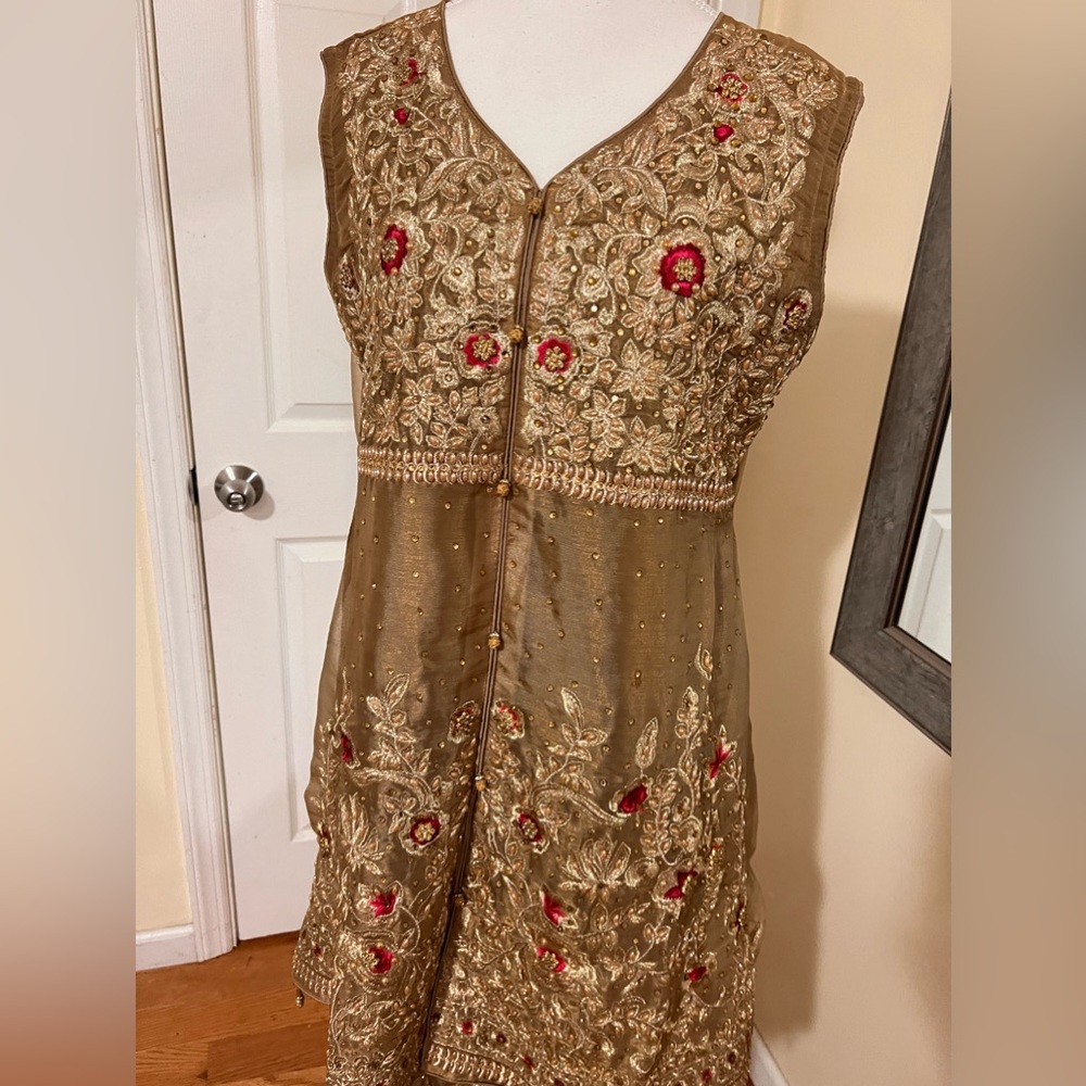 Short dress with pants